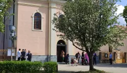 Župna crkva sv. Ivana Krstitelja u Županjisnimila Marija Le&scaron;ić Omerović
