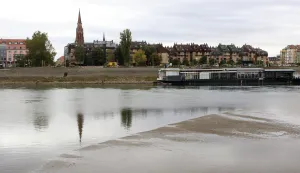 Osijek, 09. 10. 2026, Drava, nizak vodostaj, pojavio se pje&scaron;čani sprud kod Projekta 9 na Dravi.snimio GOJKO MITIĆ