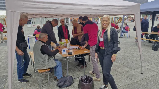 Udruga Alerga u suradnji s Povjerenstvom za ravnopravnost spolova Grada Belog Manastira na Trgu slobode u Belom Manastiru organizirala je zdravstveno-preventivnu akciju "S Kekom i Alergom do zdravlja"