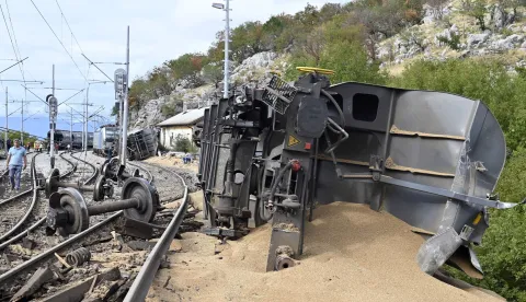 Meja 10.10.2026.Vlak iskliznuo iz tracnica na stanici Meja Foto Marko Gracin