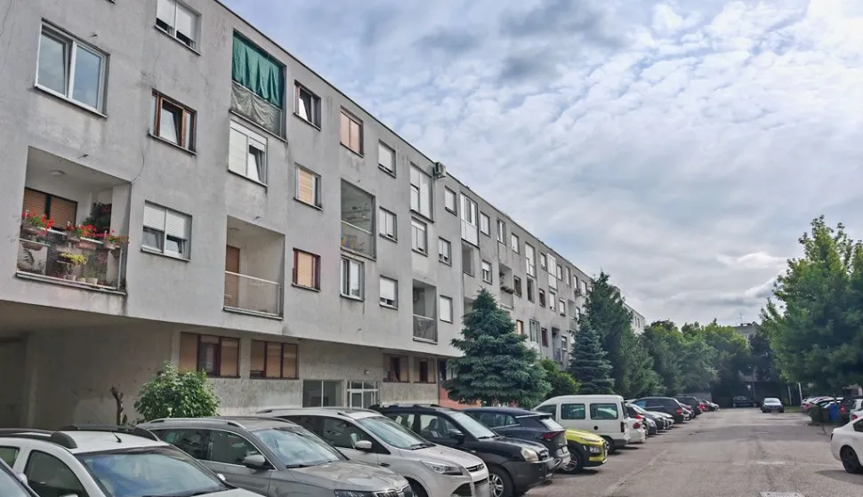 slavonski brod, garaže, državne nekretnine