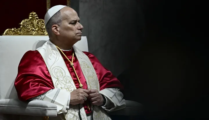 Pope Leo XIV presides over a prayer vigil for peace inside St. Peter's Basilica at the Vatican on April 11, 2026. (Photo by Filippo MONTEFORTE/AFP)Papa Lav