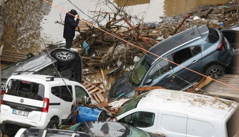 Dvoje poginulih u bujicama koje su pogodile Istanbul