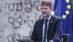 27.05.2022., Zagreb - Na konferenciji za medije u Nacionalnoj i sveucilisnoj knjiznici predstavljeni financijski instrumenti-povoljni krediti koje ce iz Nacionalnog plana oporavka i otpornosti provoditi Hrvatska banka za obnovu i razvitak. posebni savjetnik predsjednika Vlade za ekonomska pitanja Zvonimir Savic Photo: Robert Anic/PIXSELL