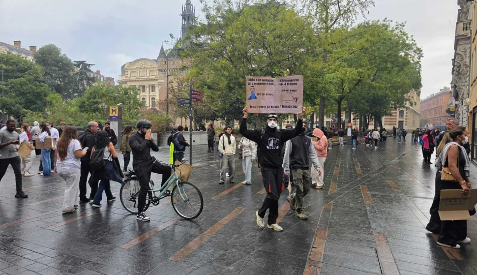 Veliki prosvjedi zahvatili su u subotu Francusku, a među gradovima u kojima je do&scaron;lo do policijskih intervencija na&scaron;ao se i Toulouse.