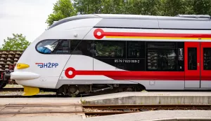 Bizovac, 2. 7. 2026., Obilazak radova na dionici željezničke pruge Osijek - Ko&scaron;kailustracija; slobodnjaci; putovanje; Željeznica; željeznička pruga; obilazak radova; radovi; pruga; vlak; vlakovi; željeznički promet; HŽ; prijevoz; putnički vlak; novi vlak; brzi vlak