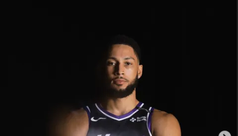 Igrač Sacramento Kingsa Ben Simmons pokidao je je Ahilovu tetivu na treningu i morat će biti podvrgnut operaciji, objavio je NBA klub nakon obavljenih pretraga.