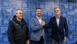 VUKOVARZajednica udruga hrvatskih branitelja Domovinskog rata policije Republike Hrvatske uključila se u donatorsku kampanju "I ti si Vukovar", pokrenutu radi&nbsp;prikupljanja novca&nbsp;za izgradnju stadiona "12 hrvatskih redarstvenika" u Vukovaru. Ukupna donacija Zajednice iznosit će 4000 eura, od čega će 2000 eura biti uplaćeno odmah, a preostalih 2000 eura do 18. studenoga.LISTOPAD 2026.