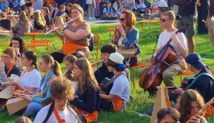 Trenčin: mali grad, velika pozornica