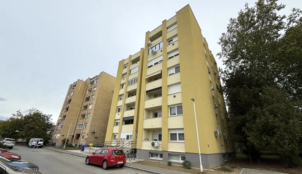 Osijek, 12. 10. 2026., stambena zgrada; stambene zgrade; zgrada; energetska obnova; stanovanje; građevinarstvo; građevina; nekretnine; nekretnina; najam; stan; stanovi; slobodnjaci; slobodnjakSNIMIO BRUNO JOBST