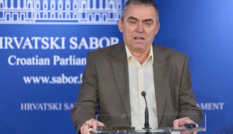 Zagreb, 23.10.2026. - Zastupnik Stipe Mlinarić održao je u Hrvatskom saboru konferenciju za medije na temu političkih aktualnosti.Na fotografiji Stipo Mlinarić.foto HINA/ Edvard &Scaron;U&Scaron;AK /es