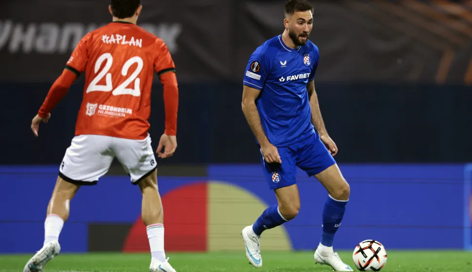 Zagreb, 12.10.2026.- Susret 3. kola Europa lige Dinamo - NEC na stadionu Maksimir. Na slici Ahmetcan Kaplan i Dion Beljo. foto HINA/ Damir SEN?AR/ ua