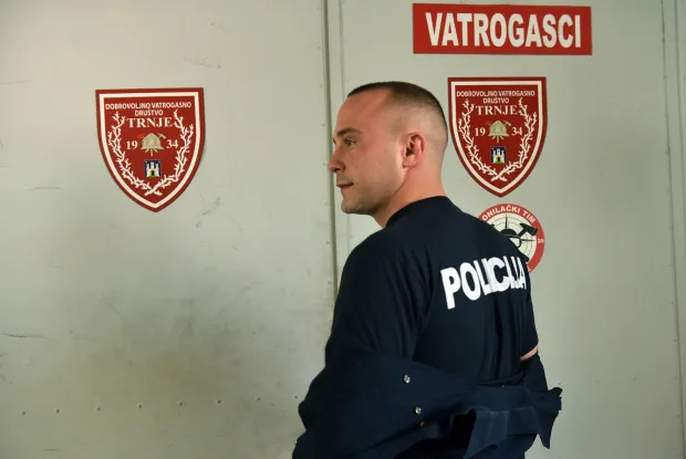 Zagreb, 08.10.2026 (nedeljni broj) - policajac i DVD vatrogasac IvanTrlin, uz pricu M.Furjan.foto Davor Kovacevicnedeljni broj