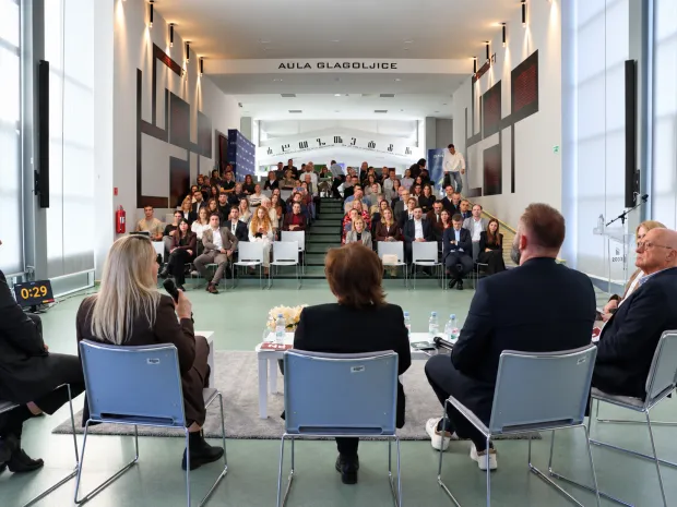 efos business forumlistopad 2026