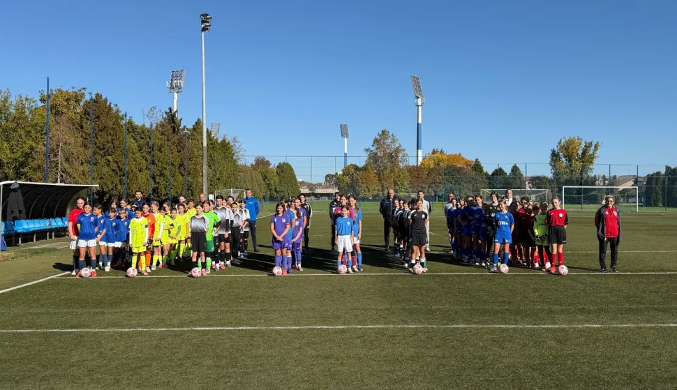 GRADSKI VRT DJEVOJČICE NOGOMET TURNIR IZ PROGRAMA HNS U-13USTUPLJENA FOTOGRAFIJA