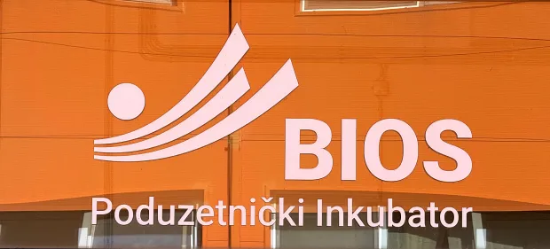 Osijek, 27. 10. 2026., BIOS d.o.o., J. J. Strossmayera 34, BIOS, 30 godina od osnutka Poduzetničkog inkubatora, BIOS 30 godina, BIOS, obilježavanje, panel rasprava, Tomislav Bilić - Inqu SNIMIO BRUNO JOBST
