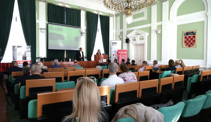 Osijek, 28. 10. 2026., Županijska komora Osijek, HGK, RE-AGRO, RE-AGRO konferencija, konferencija o održivoj poljoprivredi SNIMIO BRUNO JOBST
