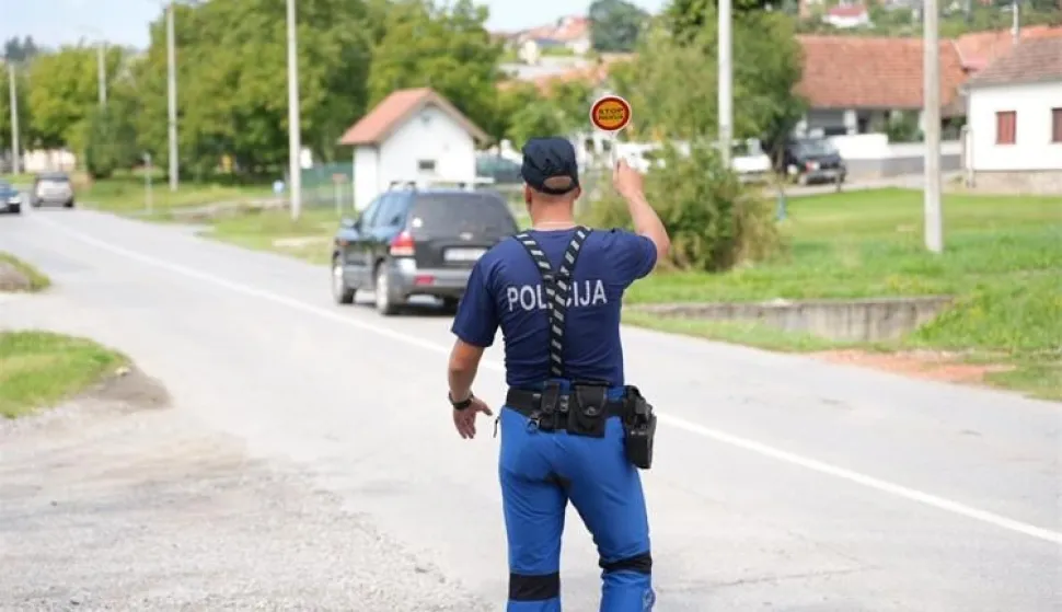 Policija ilustracija
