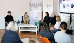 Na Akademiji za umjetnost i kulturu u Osijeku (AUKOS) u srijedu je održana početna konferencija projekta "StartART &ndash; Umjetnost zapo&scaron;ljivosti kroz AUKOS stručnu praksu". listopad 2026.Osijek