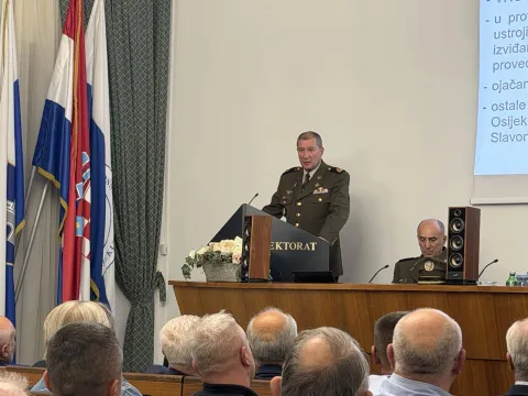 Predstavljanje monografije 5. gardijske brigade Hrvatske vojske "Sokolovi"