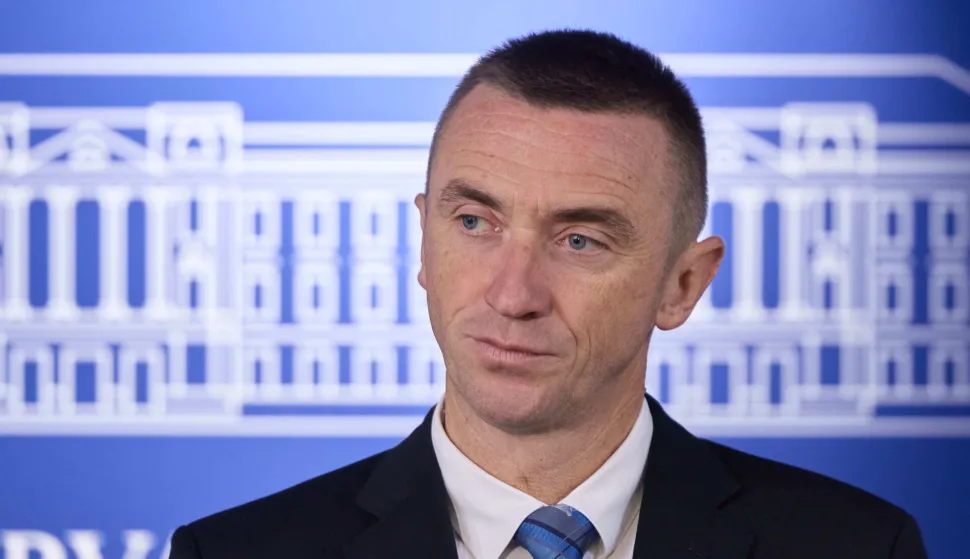 Zagreb, 29.10.2026. - Održana je konferencija za novinare Kluba zastupnika Domovinskog pokreta na kojoj je saborski zastupnik Ivan Penava govorio o političkim aktualnostima.Na fotografiji Ivan Penava.foto HINA/ Edvard &Scaron;U&Scaron;AK /es