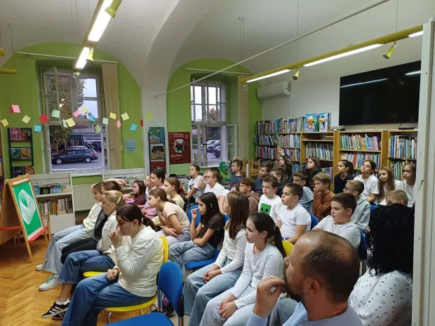 Promocija knjige Djeca Kenijefoto: Gradska knjižnica Županja